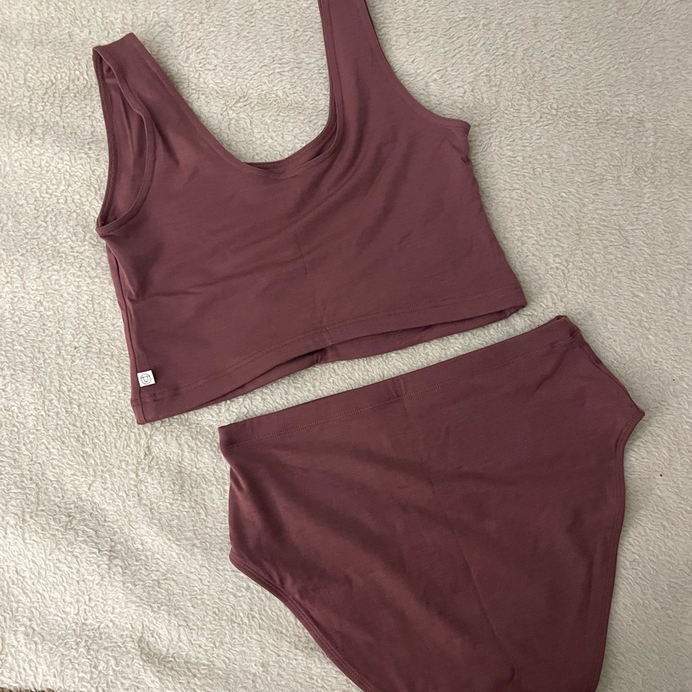 **SOLD** Simply Merino Swim Top Large & Swim Bottoms XL in Clay